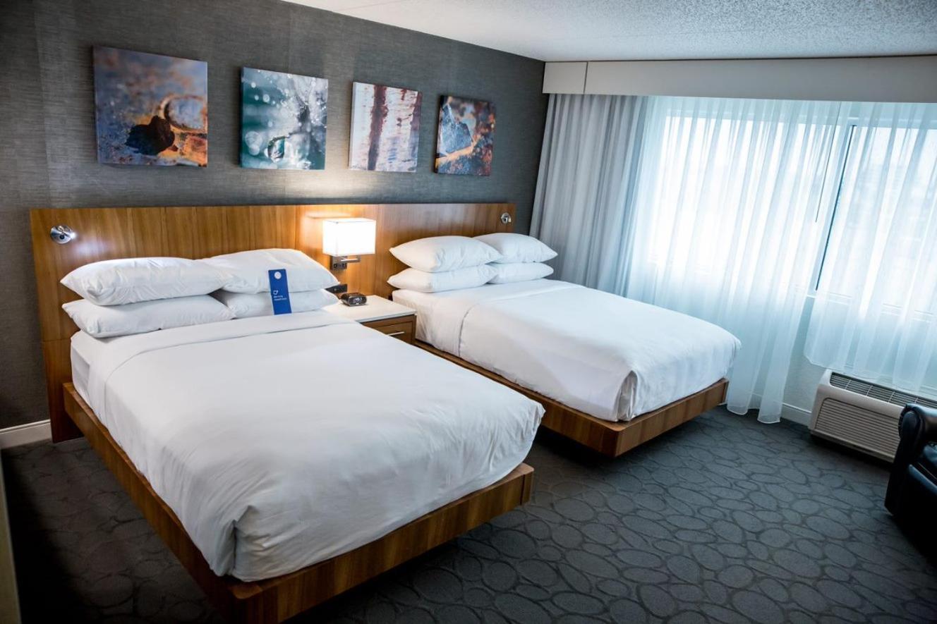 เดลต้า โฮเต็ล บ่ย แมริออท ฟาร์โก Hotel ภายนอก รูปภาพ